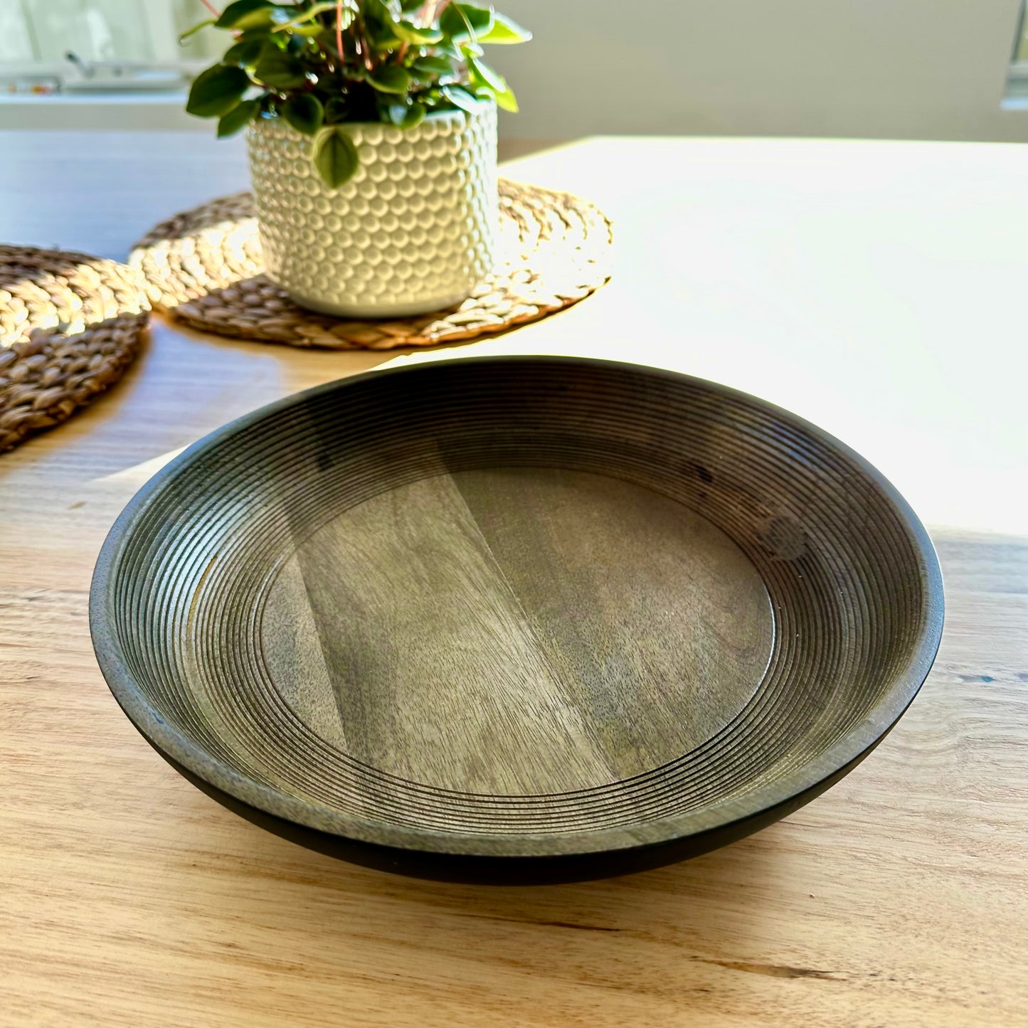 Alluring Shadows Round Bowl (Large)